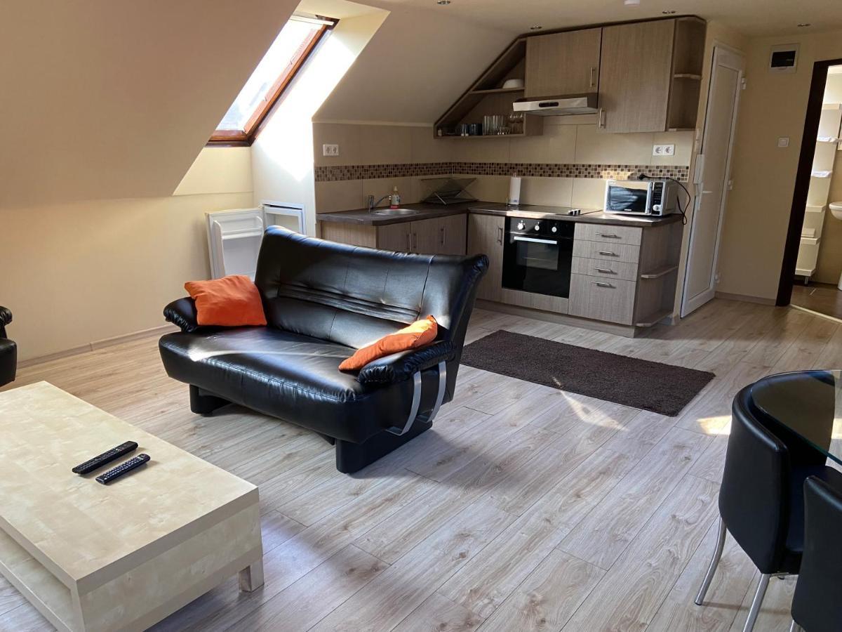 페치 Garden Apartman House 아파트 외부 사진